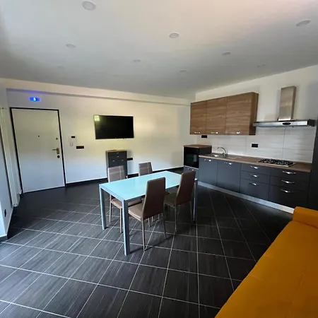 Luminoso In Centro *