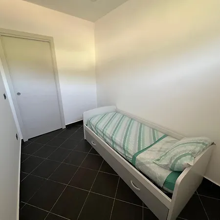 아파트 Luminoso In Centro Citta 팔미