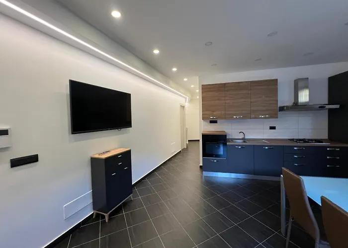 Apartamento Luminoso In Centro Palmi